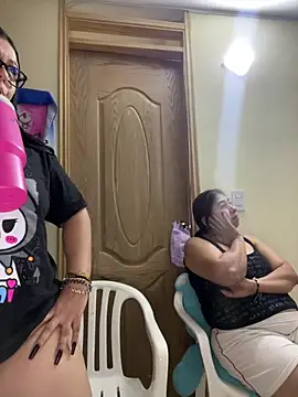 alissonfernandez  online show from 03/12/26, 02:29