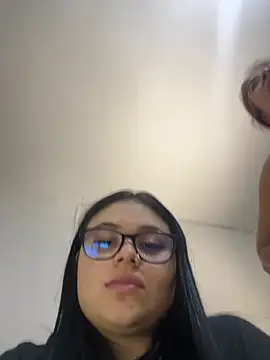 Snapshot of alissonfernandez_ chatting on 04/25/26, 05:10 alissonfernandez online show from 04/25/26, 05:10