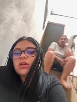 Snapshot of alissonfernandez_ chatting on 05/14/26, 09:54 alissonfernandez online show from 05/14/26, 09:54
