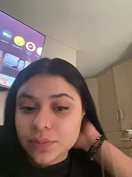 Snapshot of alissonfernandez_ chatting on 06/25/26, 07:51 alissonfernandez online show from 06/25/26, 07:51