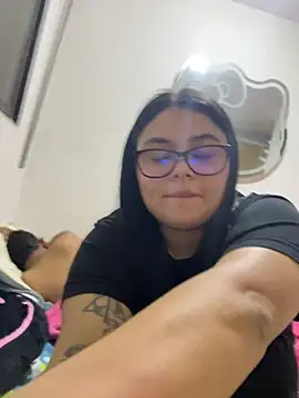 Snapshot of alissonfernandez_ chatting on 07/05/26, 05:47 alissonfernandez online show from 07/05/26, 05:47