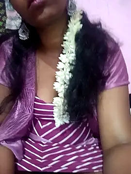 Snapshot of Villageammu18 chatting on 03/11/26, 04:35 Villageammu18 online show from 03/11/26, 04:35