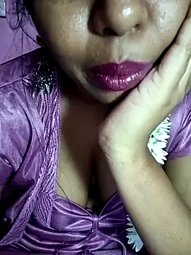 Snapshot of Villageammu18 chatting on 03/18/26, 04:54 Villageammu18 online show from 03/18/26, 04:54