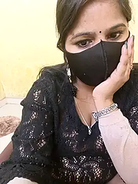 Snapshot of Simran-Kudi chatting on 01/20/25, 11:13 Simran-Kudi online show from 01/20/25, 11:13