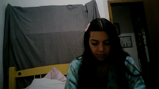 isabella048 online show from 09/22/25, 08:11