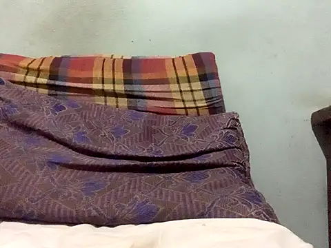 Snapshot of VastNoon95 chatting on 09/10/25, 04:40 VastNoon95 online show from 09/10/25, 04:40