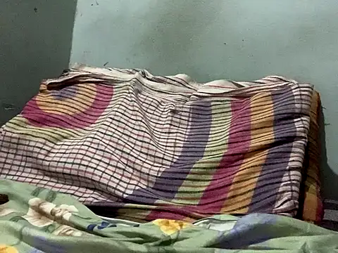 Snapshot of VastNoon95 chatting on 10/04/25, 06:06 VastNoon95 online show from 10/04/25, 06:06