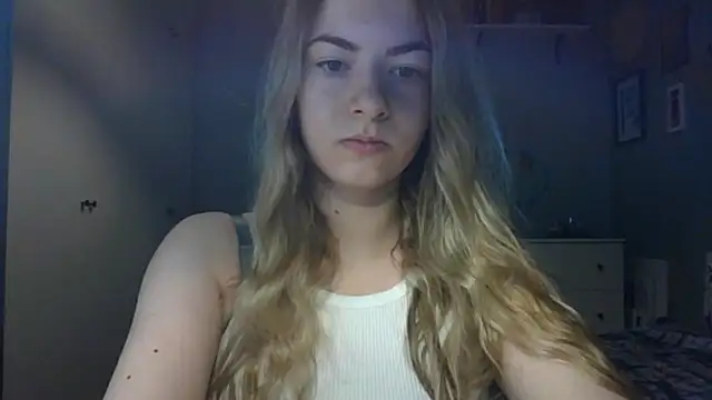 ROSIEx sweet online show from 04/30/26, 06:53