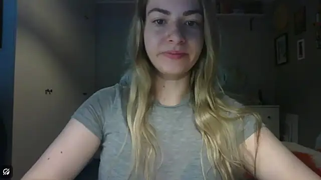 Snapshot of ROSIEx_sweet chatting on 07/15/26, 06:51 ROSIEx sweet online show from 07/15/26, 06:51