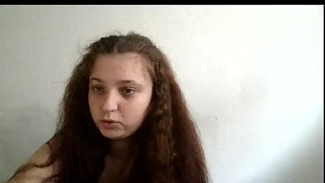 Snapshot of kila_lo chatting on 11/23/25, 12:49 kila lo online show from 11/23/25, 12:49