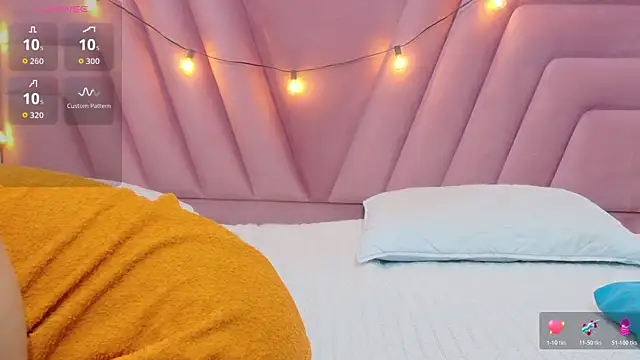 hornybarelylegalgirl online show from 11/04/25, 12:59