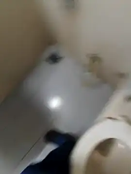 Snapshot of KeepCummingForYou73 chatting on 11/21/25, 12:15 KeepCummingForYou73 online show from 11/21/25, 12:15