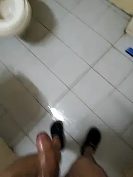 KeepCummingForYou73 online show from 01/15/26, 05:38