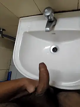 Snapshot of KeepCummingForYou73 chatting on 03/19/26, 10:58 KeepCummingForYou73 online show from 03/19/26, 10:58