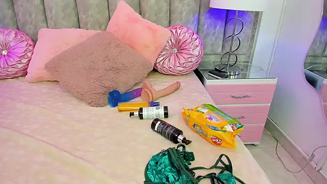 CoralHarmon online show from 03/03/25, 02:26