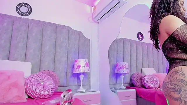 CoralHarmon online show from 03/22/25, 02:14