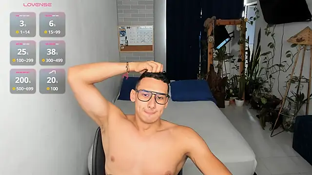 Snapshot of Travis_bakers chatting on 12/03/24, 03:00 Travis bakers online show from 12/03/24, 03:00