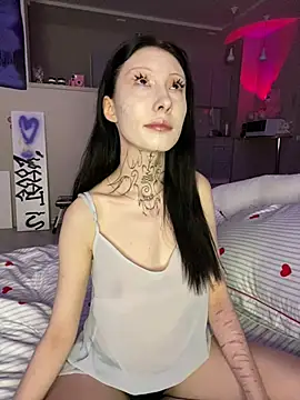 Snapshot of your_Roxy chatting on 01/16/25, 10:34 your Roxy online show from 01/16/25, 10:34