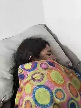 Snapshot of Khloe_And_Tyler_AE chatting on 12/19/24, 07:18 Khloe And Tyler AE online show from 12/19/24, 07:18