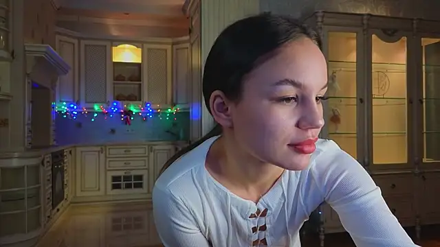 UdelaAshfield online show from 12/23/24, 05:22