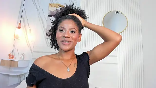 Sara Lewwis online show from 01/22/25, 05:59