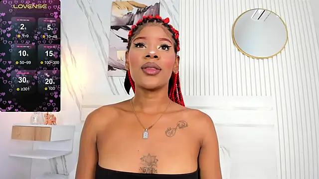 Sara Lewwis online show from 02/24/25, 12:05