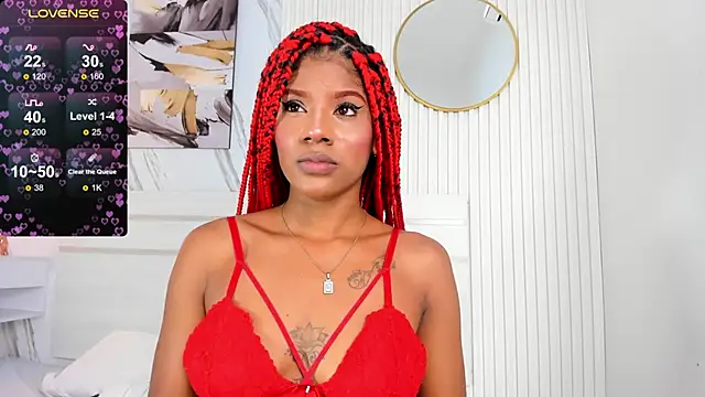 Sara Lewwis online show from 03/01/25, 03:05