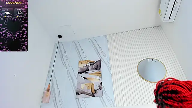 Sara Lewwis online show from 03/05/25, 12:22