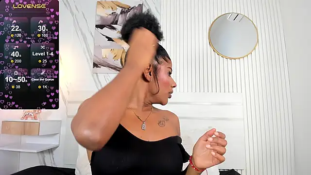 Sara Lewwis online show from 03/13/25, 11:41