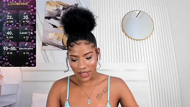 Sara Lewwis online show from 03/13/25, 02:44