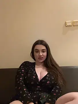 Snapshot of Dreamy_Kitty chatting on 01/22/25, 06:20 Dreamy Kitty online show from 01/22/25, 06:20