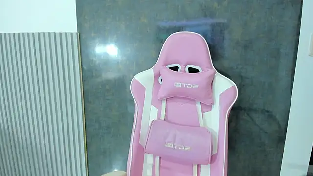 lana boomer online show from 04/02/26, 03:31