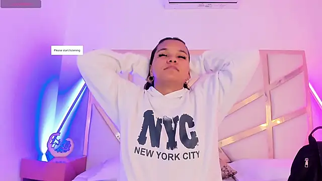 Carolina Evanss online show from 11/23/25, 11:43