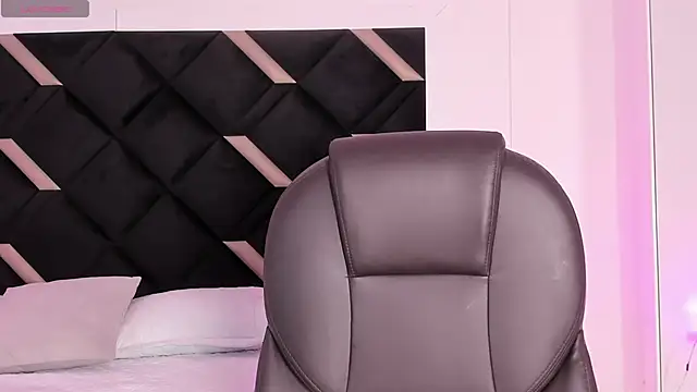 Carolina Evanss online show from 03/28/26, 04:01