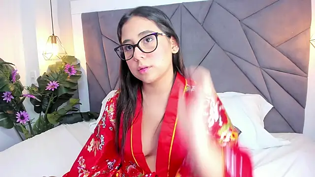 MelodyRey  online show from 03/08/25, 06:43