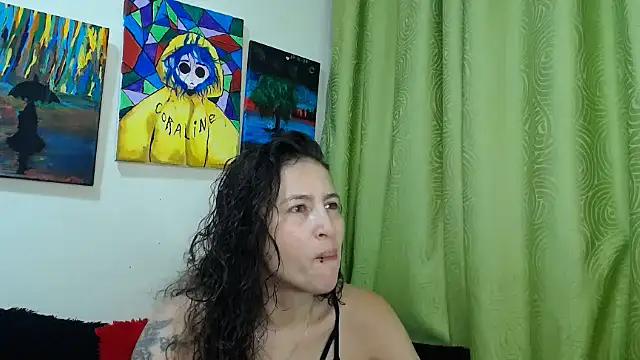 Leyla Horny Bg online show from 12/15/25, 11:20