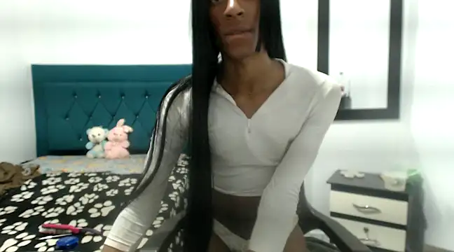 Snapshot of lucianadolll chatting on 02/27/25, 03:37 lucianadolll online show from 02/27/25, 03:37