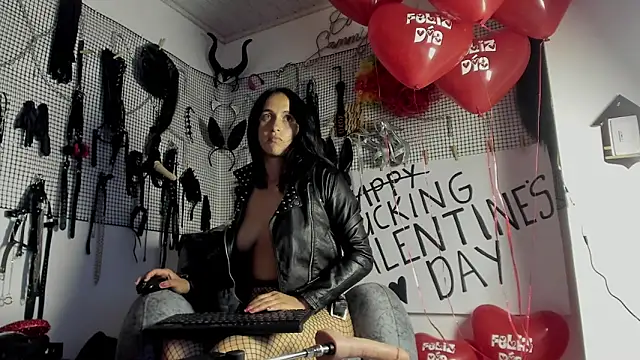 Snapshot of Evil_sammy chatting on 02/16/26, 09:44 Evil sammy online show from 02/16/26, 09:44