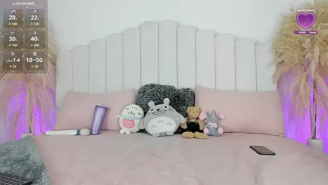 Snapshot of cherie___ chatting on 11/12/25, 08:41 cherie online show from 11/12/25, 08:41