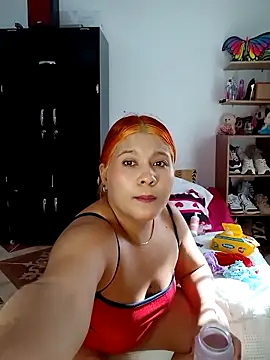 Stylevoluptuousvycky online show from 03/20/26, 09:08