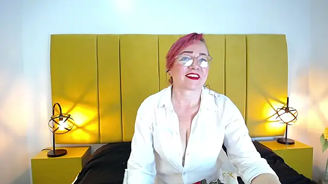 Lupiita223 online show from 09/11/25, 01:11