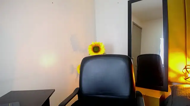 Lupiita223 online show from 02/04/26, 12:44