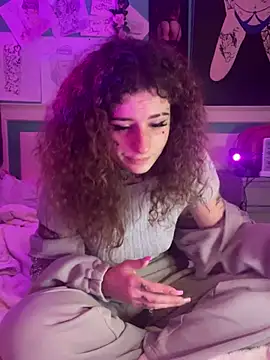 Snapshot of BlazyKitsune- chatting on 02/05/26, 06:12 BlazyKitsune- online show from 02/05/26, 06:12