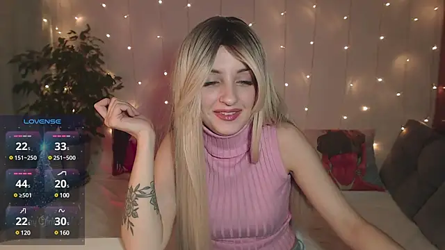 Katty Lights online show from 12/31/24, 11:49