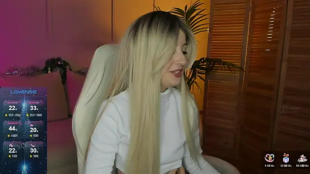 Katty Lights online show from 01/01/25, 01:16