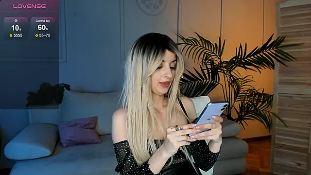 Katty Lights online show from 03/08/25, 01:17