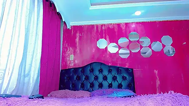 TiffanyMackensyy online show from 01/18/26, 02:15