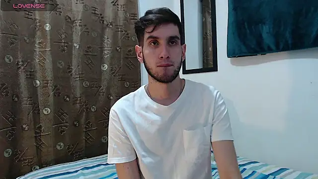 Thhiago tay online show from 10/17/25, 05:54