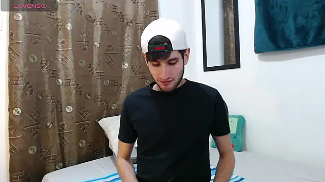 Thhiago tay online show from 11/15/25, 08:00