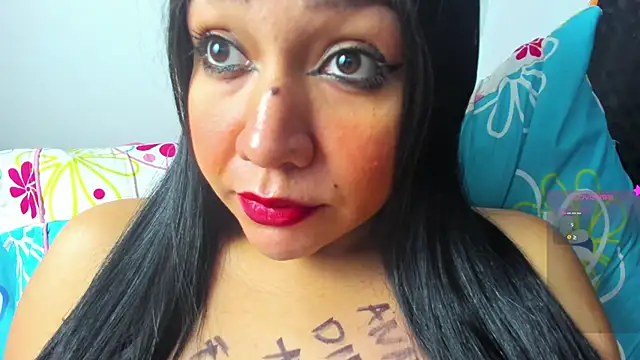 Snapshot of Venus_Blackk chatting on 01/14/25, 11:27 Venus Blackk online show from 01/14/25, 11:27